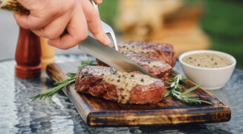 Entrecôte au barbecue et sauce au poivre maison